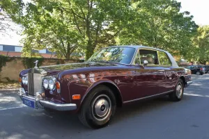 Rolls-Royce Corniche Saloon