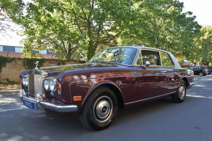 Rolls-Royce Corniche Saloon
