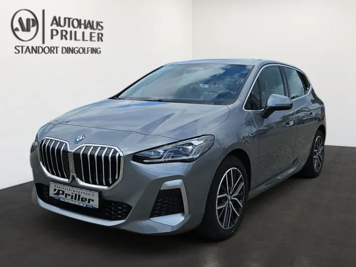 BMW 230e Active Tourer xDrive M-Sport/NAVI/LED/DAB