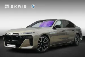 BMW M760 7 Serie Sedan M760e xDrive -  Bowers & Wilk