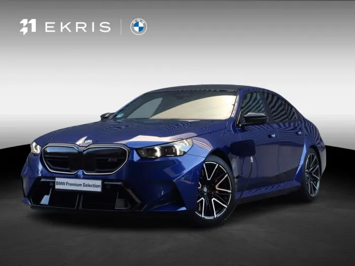 BMW M5 Sedan - High Executive - Driving Assistant Pr