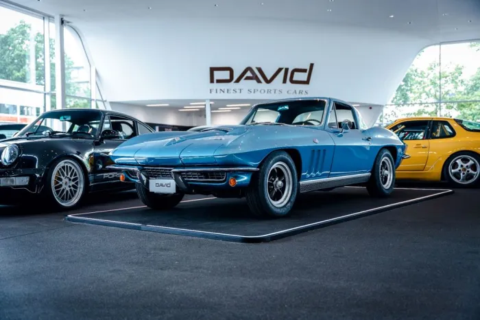 Corvette C2 Stingray*Restauriert*Handschalter*