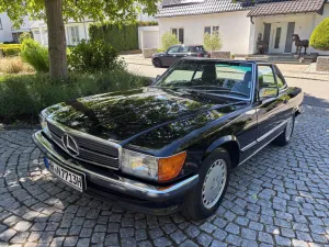 Mercedes-Benz SL 560