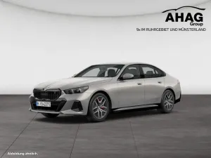 BMW i5 eDrive40