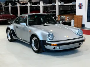 Porsche 911 Turbo 3,3 Sammlerzustand Perfekte Technik DE