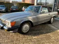 Mercedes-Benz 560 SL
