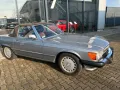 Mercedes-Benz 560 SL