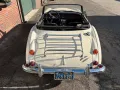 Austin Healey 3000 BJ8 1966 OLD ENGLISH WHITE