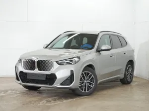 BMW iX1 xDrive30 M Sport Pano Aktivsitz Service Incl