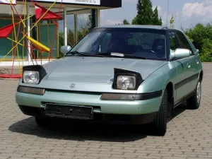 Mazda 323