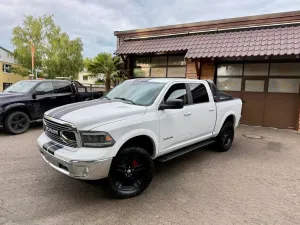 Dodge NEUWAGEN*LARAMIE*OFFROAD*BÜGEL*LIFT*LED*GARANTI*