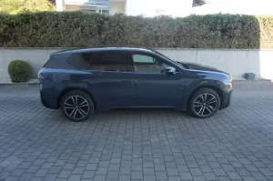 BMW iX3 50 xDrive Sportp. Pro Autobahnassistent AHK