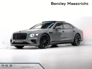 Bentley Flying Spur 4.0 V8 Hybrid -FLYING B-ROTATING-B&O