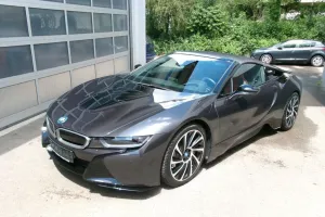 BMW i8 Roadster