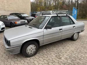 Renault R 9  # eventuell  auch in Teilen #