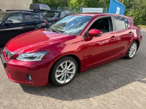 Lexus CT 200h