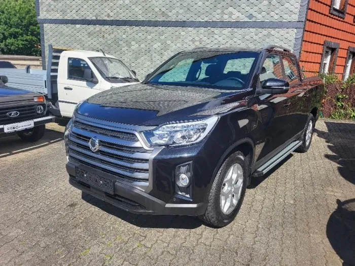 Ssangyong Musso GRAND 2.2 e-XDi 4x4 AT QUARTZ+HECKROLLO+