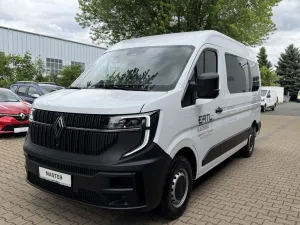 Renault Master BUS 9 Sitzer 3,3t dCi 130 PS