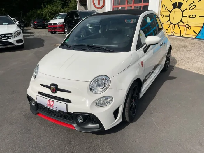 Abarth 595C PISTA Cabrio LED Navi PDC Klima