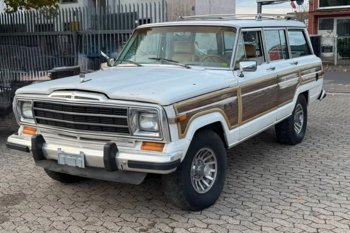 Jeep GRAND Wagoneer 4X4