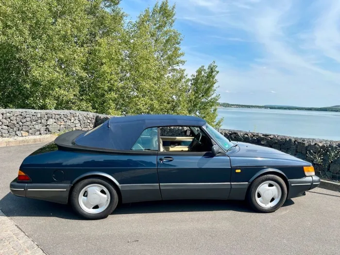 Saab 900 16V Turbo Cabriolet komplett restauriert