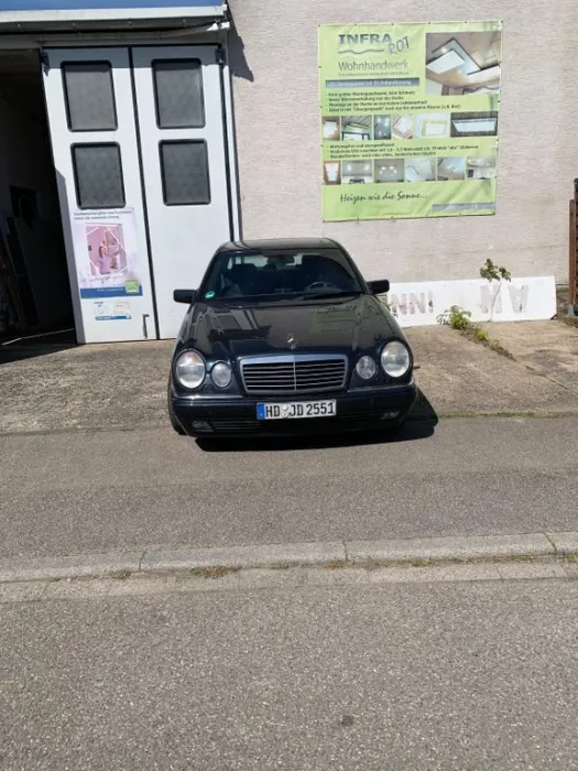 Mercedes-Benz E 320 AVANTGARDE Avantgarde