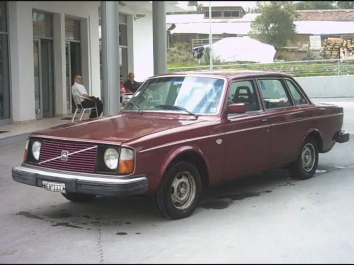 Volvo 244