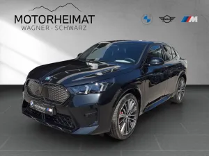 BMW iX2 xDrive30