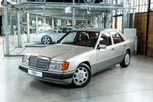 Mercedes-Benz 200 E - BRD - Schiebedach - Top Zustand