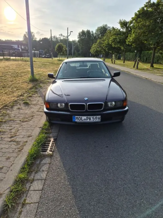 BMW 740i Auto 740i