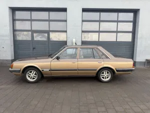 Nissan Laurel