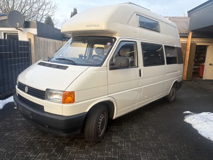 Volkswagen T4 California