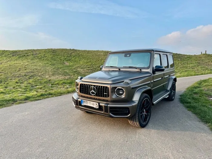 Mercedes-Benz AMG G 63 MANUFAKTUR Monza Grau Magno