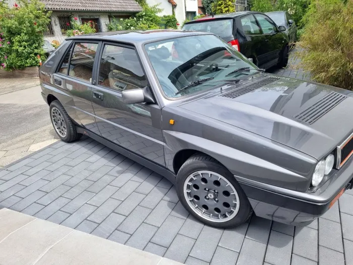 Lancia Delta integrale 8V Kat 