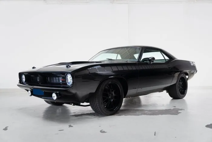 Plymouth Barracuda V10 Restomod - Performance Setup - Nut