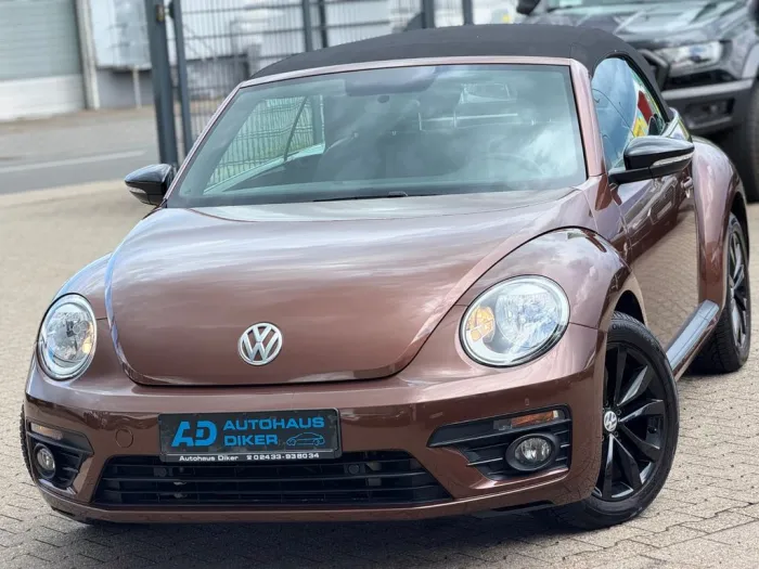 Volkswagen Beetle Cabriolet Design-Paket Black Style