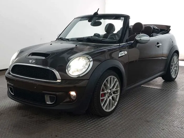 MINI JOHN_COOPER_WORKS Cabrio John Cooper Works