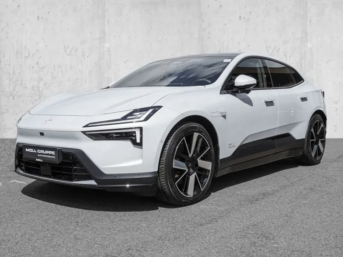 Polestar 4 Long Range Dual Motor