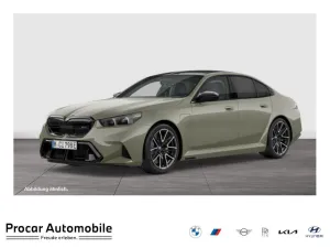 BMW M5 Limousine M Sport PANO ACC 360°KAM RFK NAVI