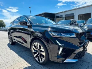 Renault Rafale 200 Full Hybrid TECHNO - SOLARBAY
