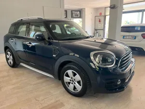 MINI Mini One Countryman 1.5 benzina Automatica
