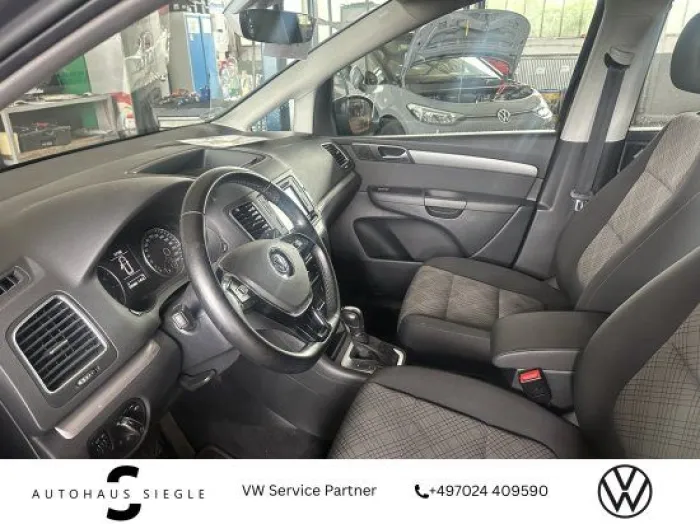 Volkswagen Sharan 1.4 TSI  DSG Navi Sitzheizung Spurhalteas