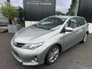 Toyota Auris 1.8i Hybride  HSD Premium CVT 20000km