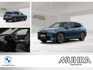 BMW iX xDrive45 M Sport 22