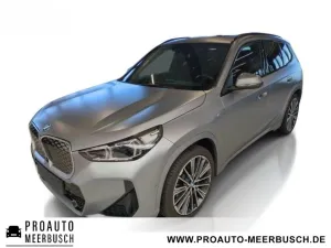BMW iX1 30 xDrive M Sport AHK/HEADUP/PANO/H&K/ACC