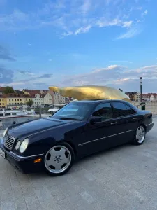 Mercedes-Benz E 420 AVANTGARDE 