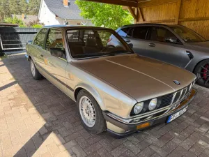 BMW E30 316 Vergaser - H-Zulassung - Note 2
