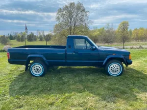 Jeep Comanche Laredo 4.0 R6 Automatic 