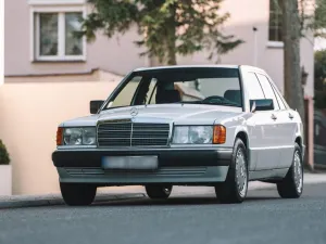 Mercedes-Benz 190