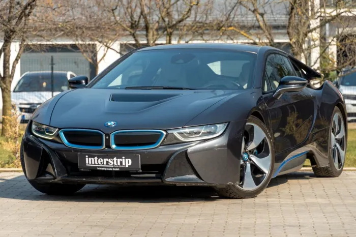 BMW i8 Coupe  LASER.HUD.HARMAN.DR.ASS.